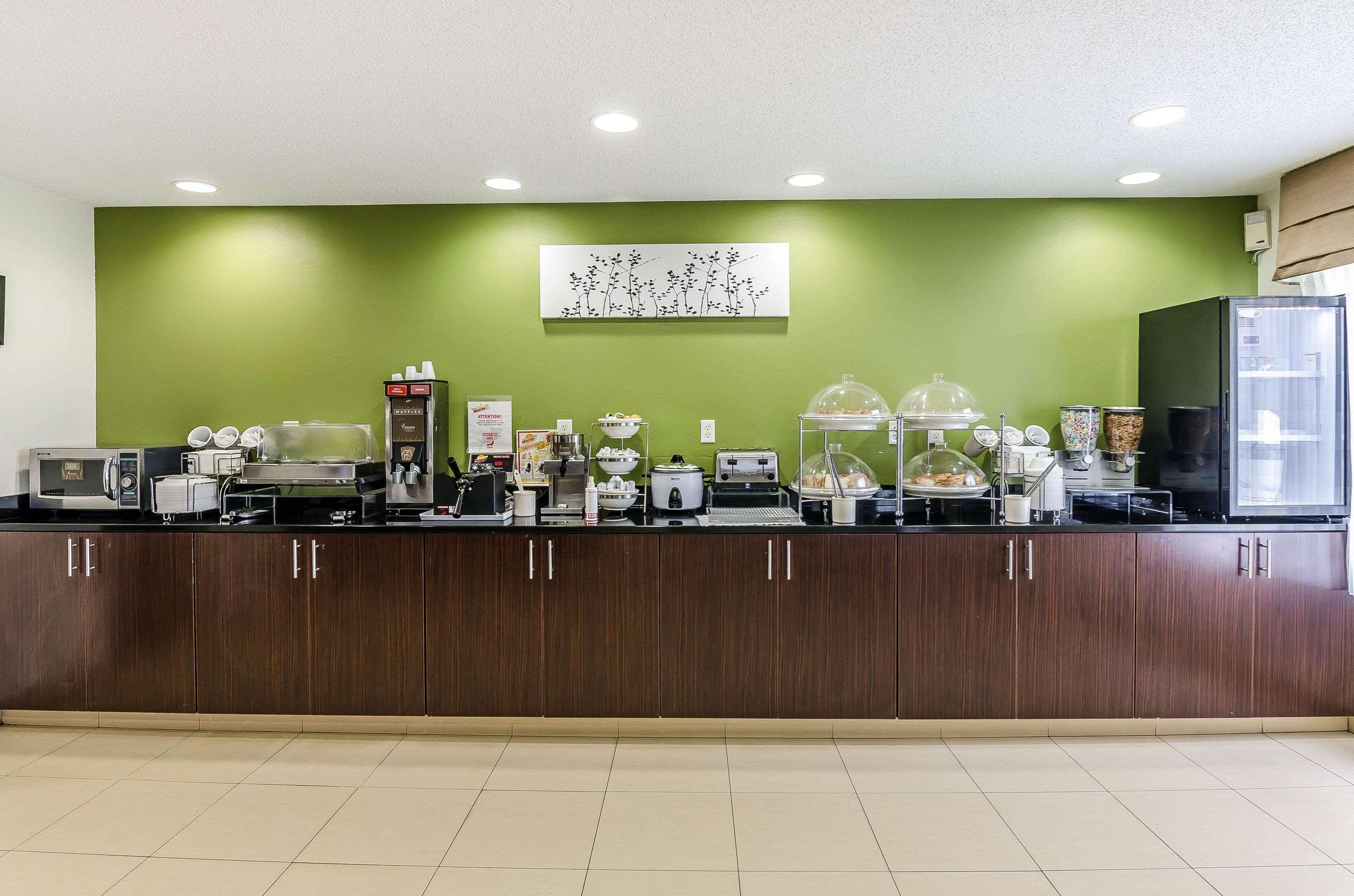 Sleep Inn Tanglewood Roanoke Exterior photo
