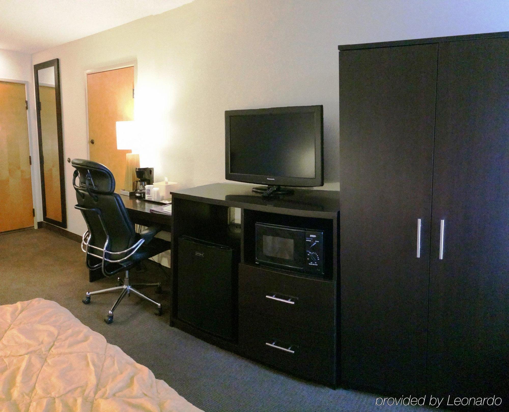 Sleep Inn Tanglewood Roanoke Exterior photo